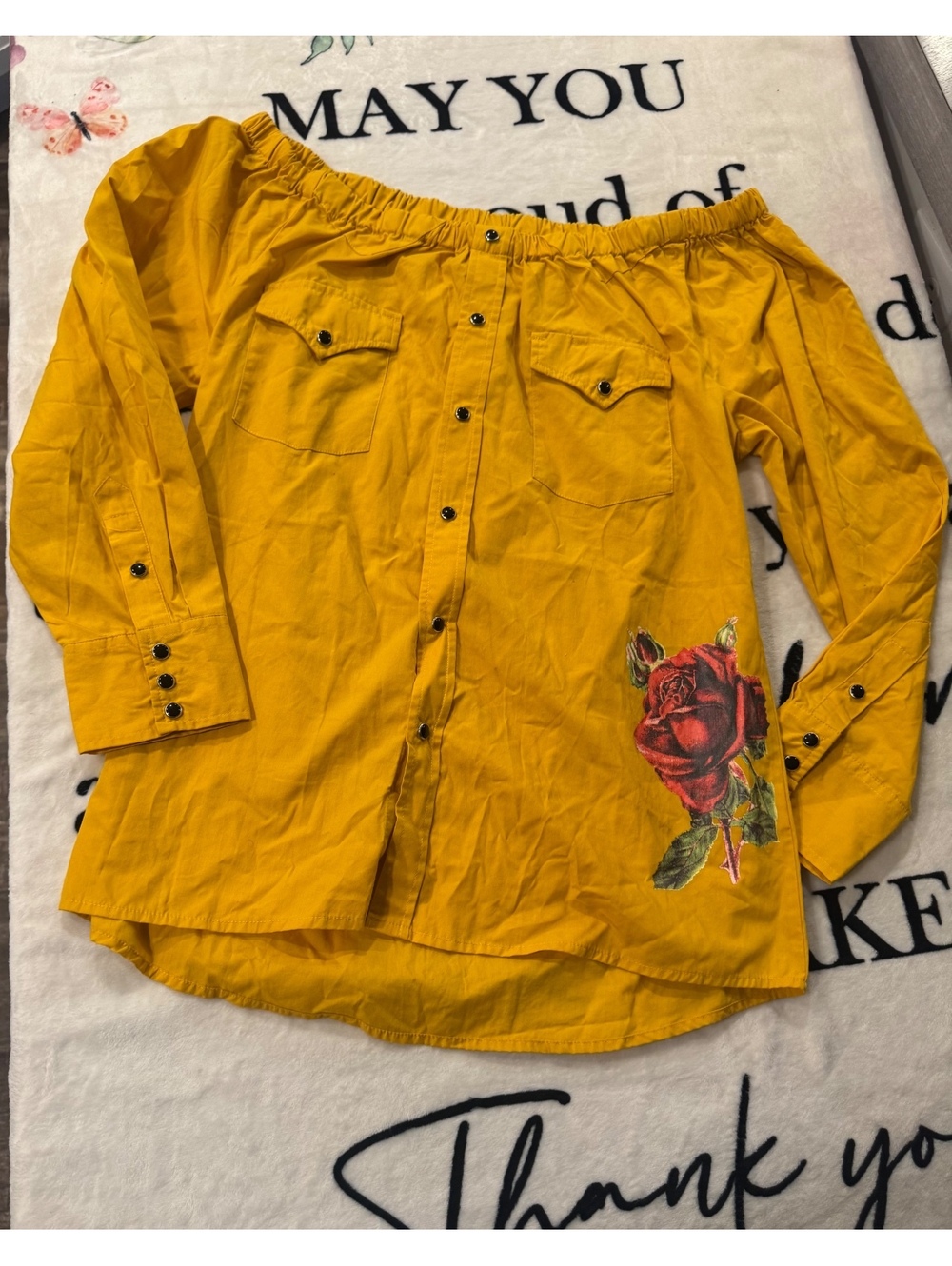 Rodeo Quincy Western-style blouse with an off-the-shoulder design; Size 2XL